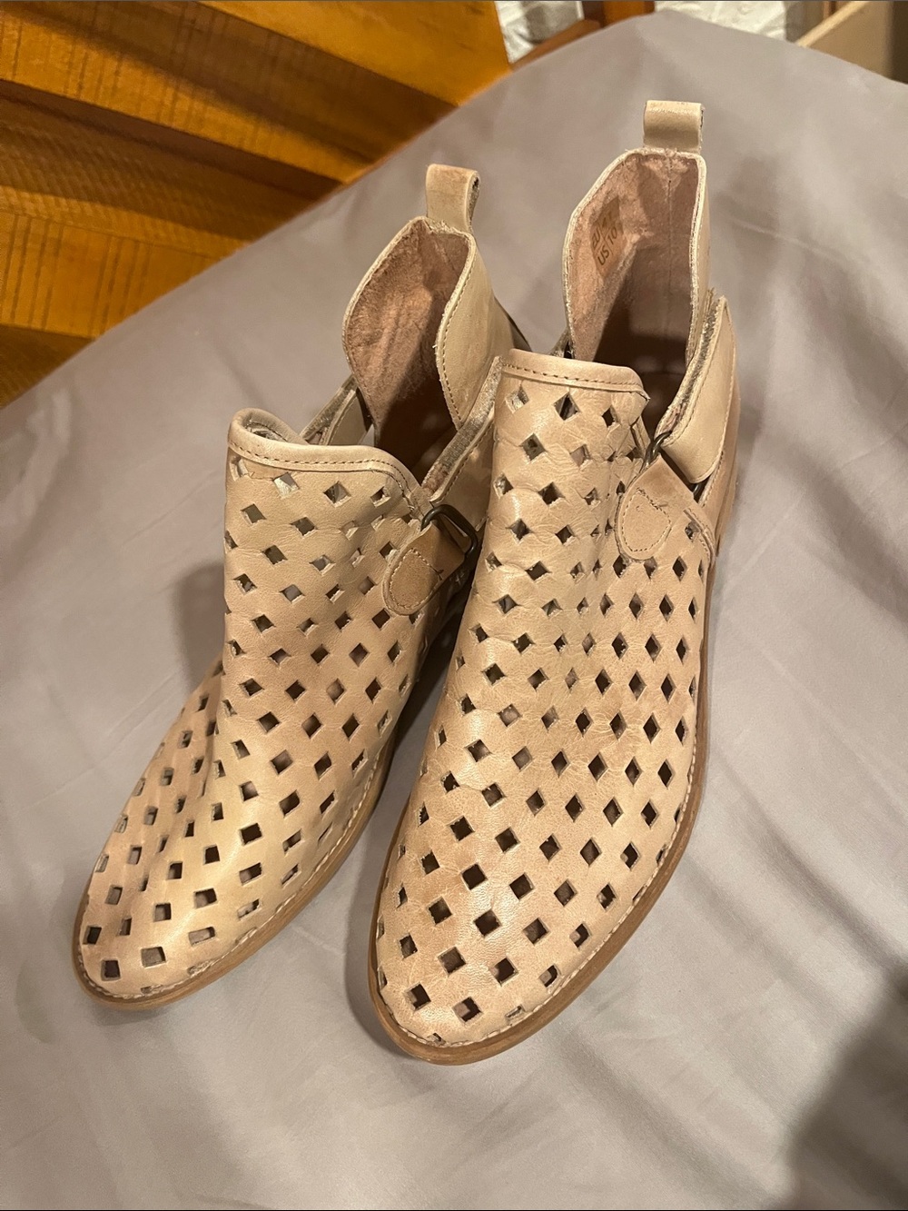 Musse & Cloude (Anthropologie) Beige Cutout Leather Ankle Boots